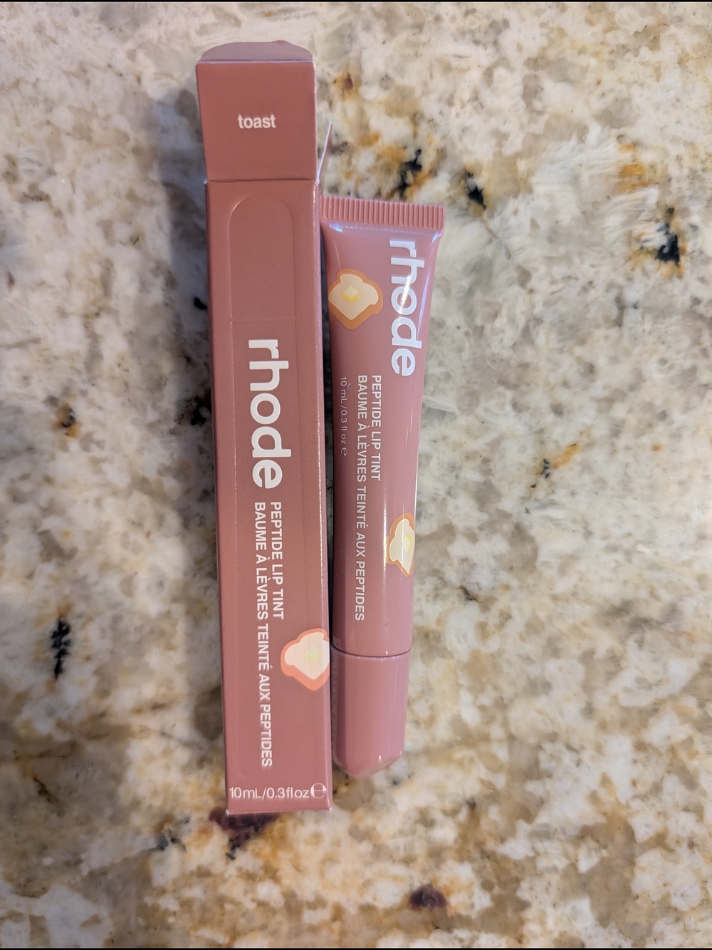 4 Hot Lippies - 3 Rhode 1 EADEM